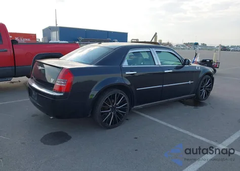 2006 Chrysler 300C z USA, uszkodzony, nr VIN 2C3KA63H16H450159